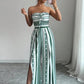 👗 TERAZ 50% ZNIŻKI! 💥 Kombinezon w geometryczne wzory z dekoltem typu halter i rozcięciem z boku – niepowtarzalny wzór i elastyczny tył – uniwersalny, idealny na letnie imprezy lub na wakacje ✨