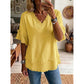 👚✨ Stylowa bluzka z dekoltem w serek – przewiewna, o luźnym kroju, idealna na letnie dni na luzie!